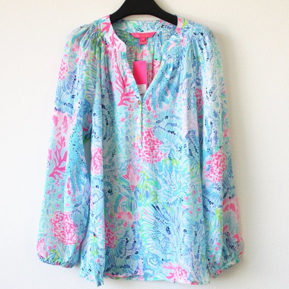 New Lilly Pulitzer Elsa Silk Top, Sink or Swim - Picture 3 of 5